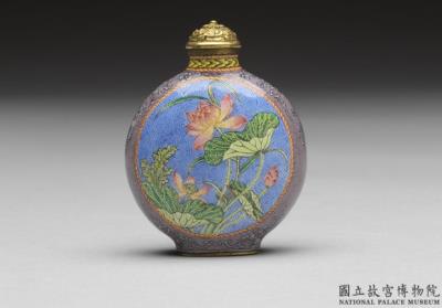 图片[5]-Copper-body painted enamel snuff bottle with peony and lotus panel designs and a purple background, Qing dynasty, Yongzheng reign (1723-1735)-China Archive